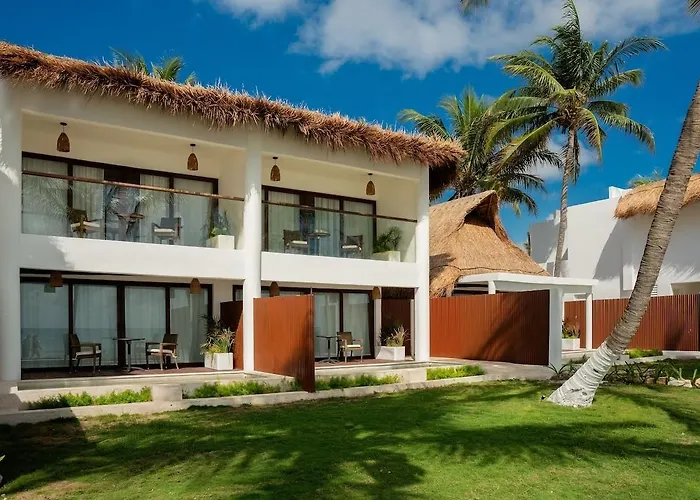 Le Reve By Mij - Beachfront (adults Only) 4*